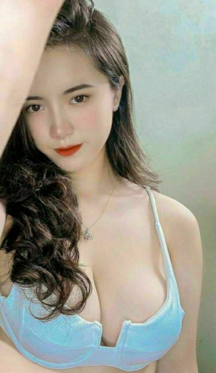 LULU-187 Một bà cô to con dâm đãng thực sự không có ý định che giấu sự thất vọng của mình nhắm vào cậu nhỏ của cháu trai và sử dụng cái lưỡi thô tục của mình để mút và nuốt tinh dịch nhiều lần đến nỗi cậu bé không thể theo kịp quá trình sản xuất tinh trùng.